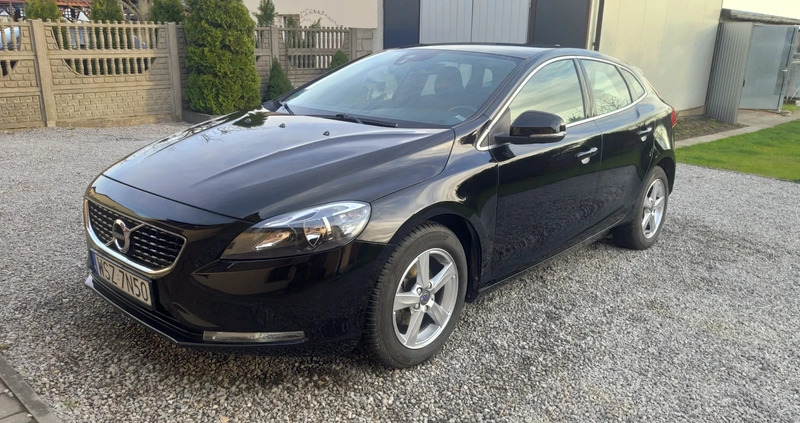 Volvo V40 cena 46000 przebieg: 74788, rok produkcji 2016 z Bierutów małe 466